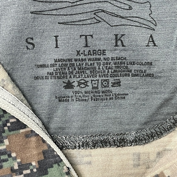 Sitka Mens XL Merino Core Lightweight Half Zip - Picture 5 of 5